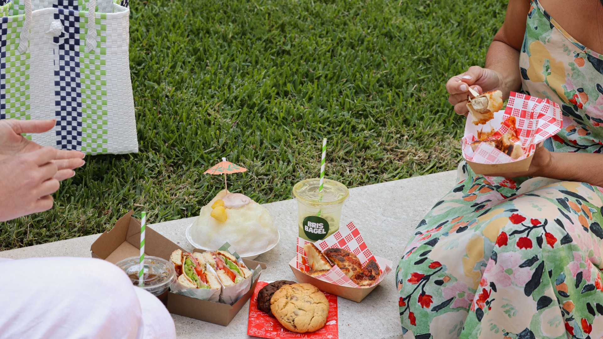 Food markets at queens Wharf